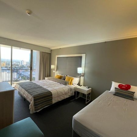 Luxury Apartment & Ocean View In Surfers Paradise 黄金海岸 外观 照片